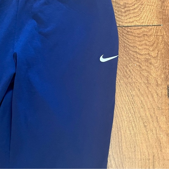 Nike FitDry Women  athletic pants Sz large navy blue white drawstring pockets - Picture 2 of 5